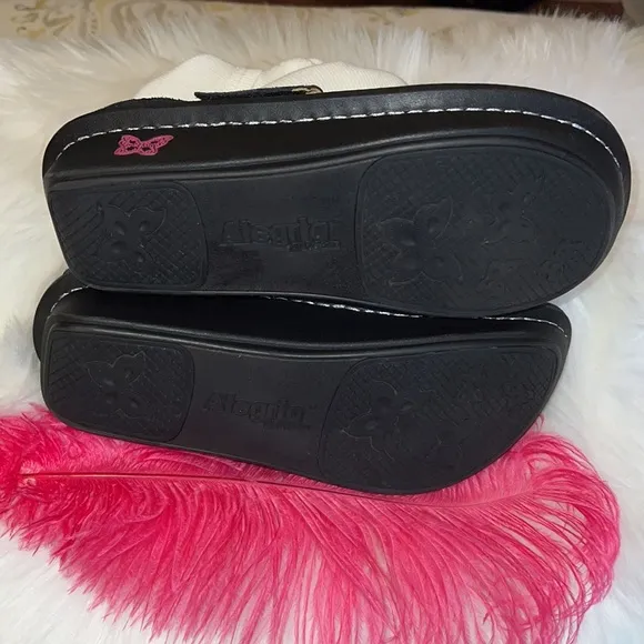 ⭐️ Alegria Maryjane Black/Pink