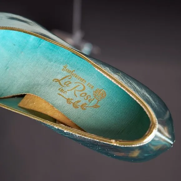 1960s Metallic Blue Kitten Heels Pumps