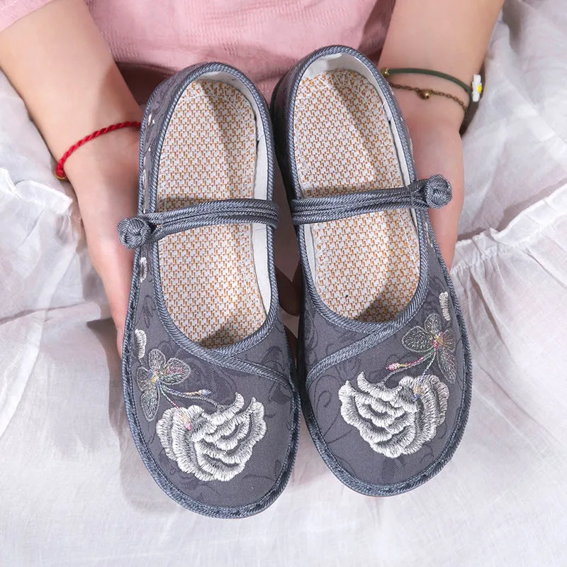 2024 New Women's Old Beijing Cloth Shoes – Spring and Autumn Ethnic Style Embroidered Hanfu Flats for Middle-Aged and Elderly Women