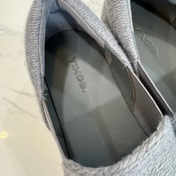 $249 Vince Warren Tweed Sneaker Slip-On Shoes Women's Sz 8 Light Gray