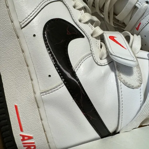 7 Boy’s Nike Air Force 1 High ‘07 Electric White/Black Shoes with box