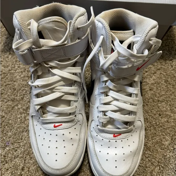 7 Boy’s Nike Air Force 1 High ‘07 Electric White/Black Shoes with box