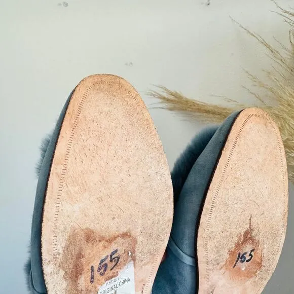 AD DAUGHTERS Blue Grey Rabbit Fur Flats Pointy Toe Bow Slides Mules Shoes 7.5