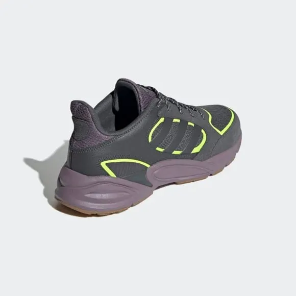Adidas 90S Valasion Shoes Mens 7.5 NEW