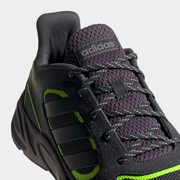 Adidas 90S Valasion Shoes Mens 7.5 NEW