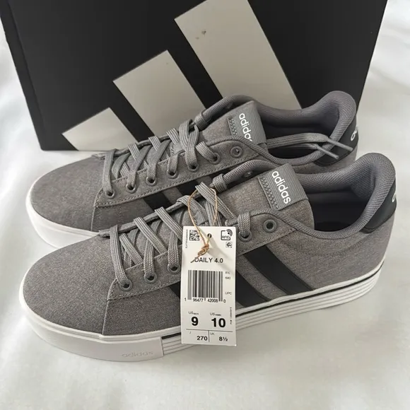 Adidas Canvas Shoes Mens 9 Gray Daily 4.0