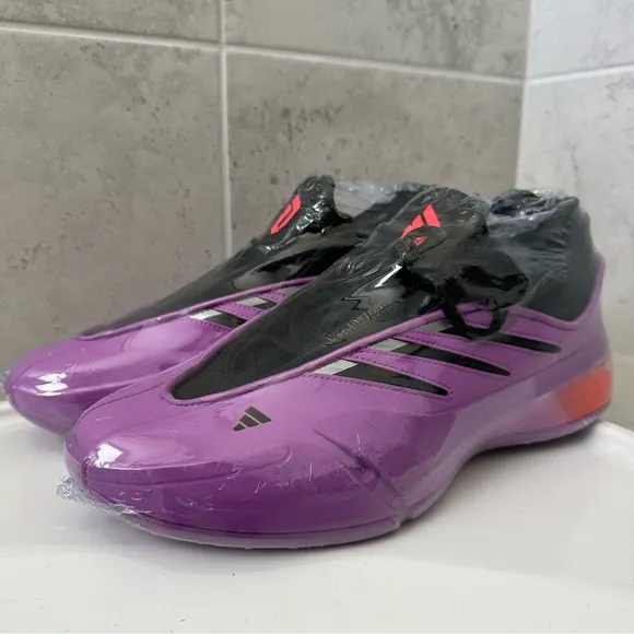 adidas Dame 9 Sneaker Size 11.5 Men
