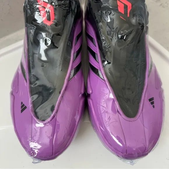 adidas Dame 9 Sneaker Size 11.5 Men