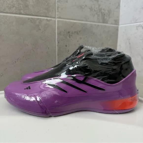 adidas Dame 9 Sneaker Size 11.5 Men