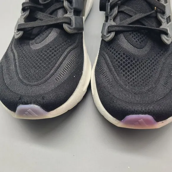 ADIDAS men Ultraboost Light Shoes athletic black white sz 9 new/ defect