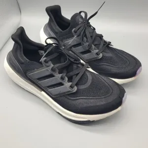 ADIDAS men Ultraboost Light Shoes athletic black white sz 9 new/ defect