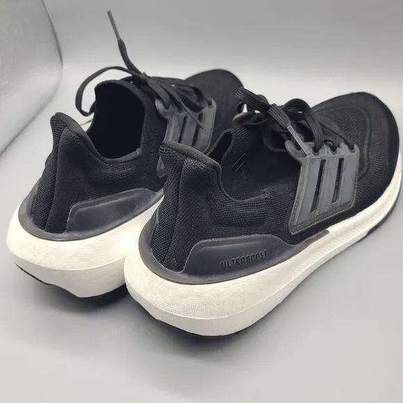 ADIDAS men Ultraboost Light Shoes athletic black white sz 9 new/ defect
