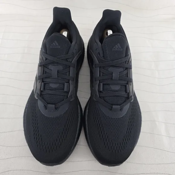 Adidas Mens Pureboost 22 Tripple Black Running Shoes Sneakers GZ5173 Size 9 EUC