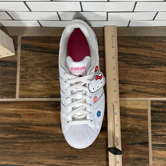adidas Originals x Hello Kitty Superstar Youth Girls Size 7 Shoes White Sneakers
