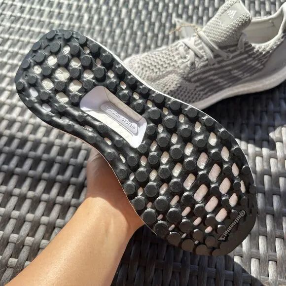 Adidas UltraBoost 5.0 Uncaged DNA Grey Women's Athletic Shoes G55369 Size 5