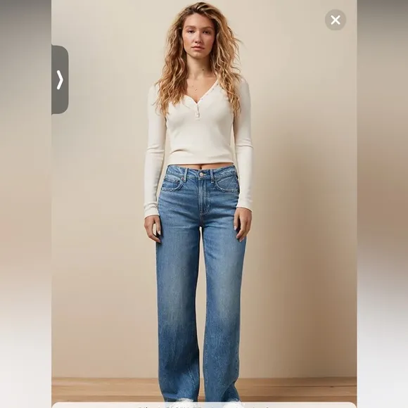AE Dreamy Drape Super High-Waisted Baggy Wide-Leg Jean, size 16L