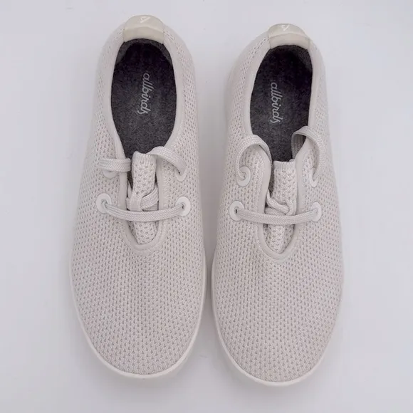 Allbirds - NWOT Women's white tree skippers lace up sneakers shoes size 9