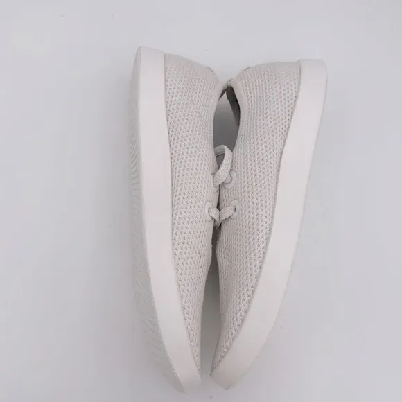 Allbirds - NWOT Women's white tree skippers lace up sneakers shoes size 9