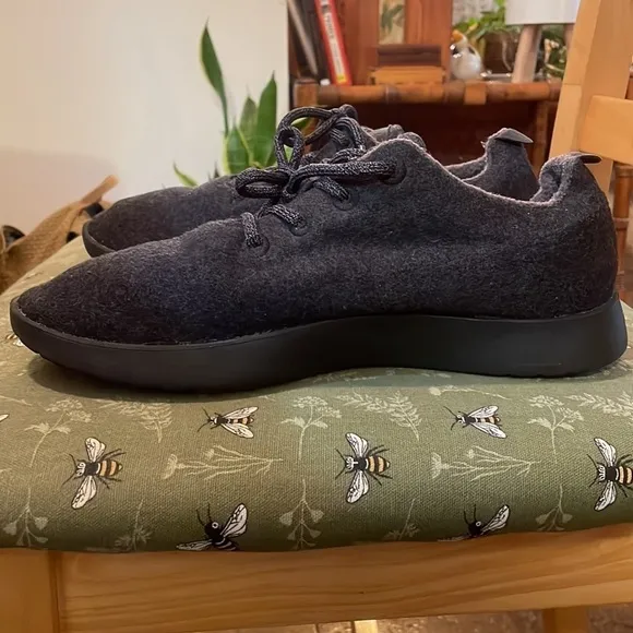 Allbirds Wool Runner Sneakers Natural Black sz 10