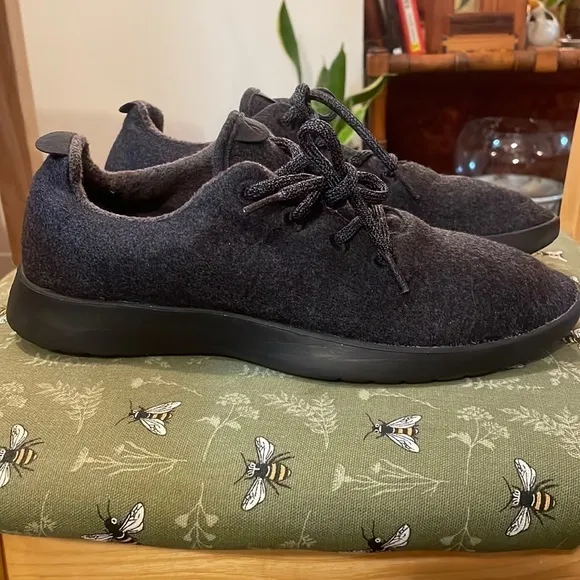 Allbirds Wool Runner Sneakers Natural Black sz 10