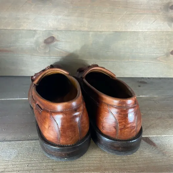 Allen Edmonds Cody Mens size 9.5 wide EEE shoes brown tasseled loafers