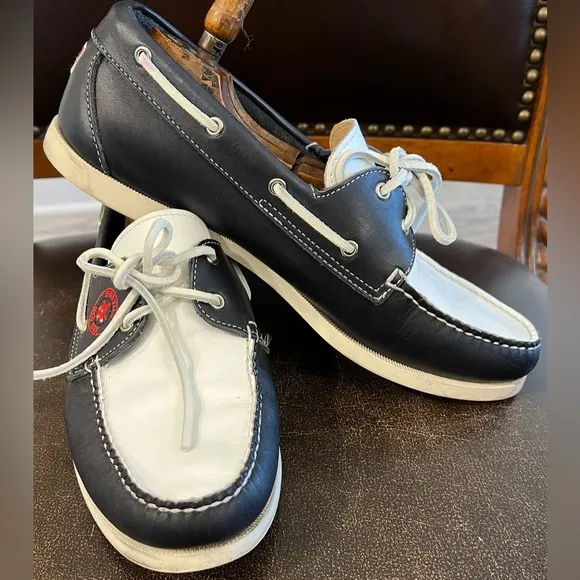 Allen Edmonds Team MLB Boston Red Sox Boat Shoes 9.5 EUC LIKE NEW