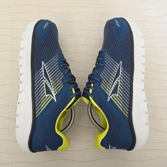 Altra Mens Provision 4 Blue Yellow Running Sneakers Shoes AL0A4PEA431 Size 9
