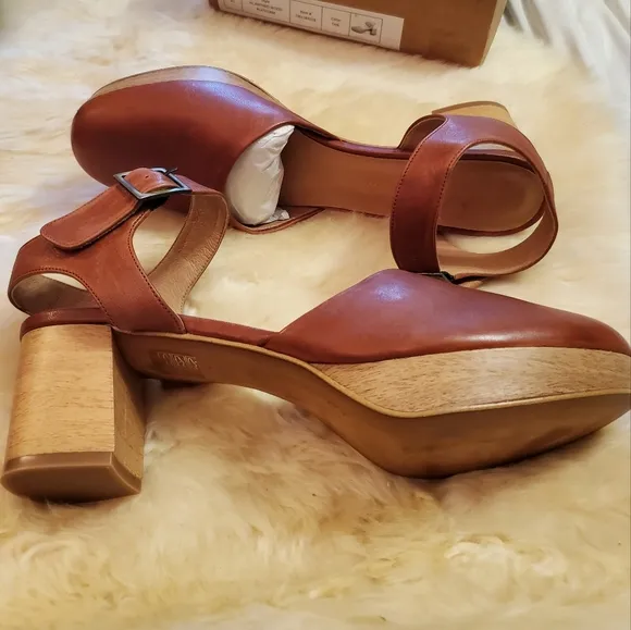 Anthropologie Romy Platform Heels -tan