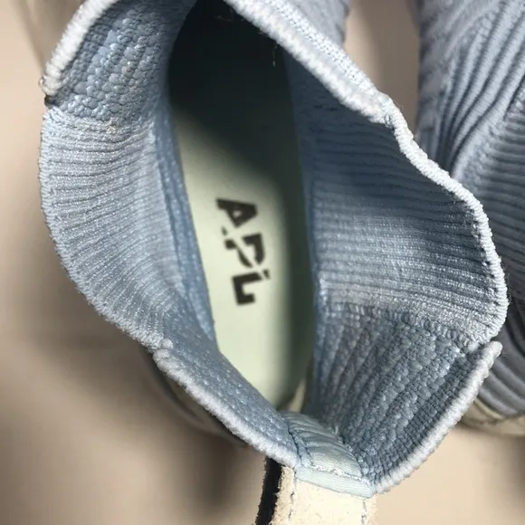 APL TechLoom Chelsea Bootie Tennis Shoes Size 7.5 Light Blue Knit Light Blue