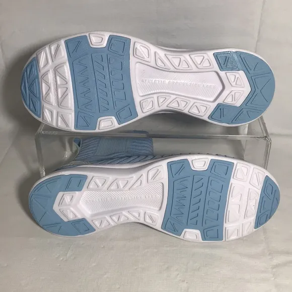 APL TechLoom Chelsea Bootie Tennis Shoes Size 7.5 Light Blue Knit Light Blue