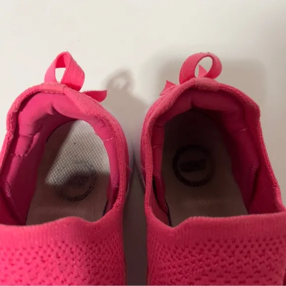 APL Womens Limited Edition Techloom Bliss Breast Cancer Ribbon Shoes Size 9