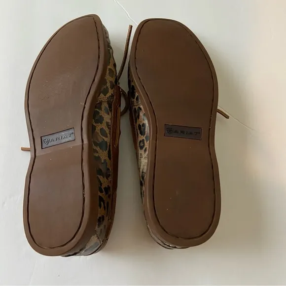 Ariat Gypsy Soule Safari Boat Shoes w/ Jemstone Bling Crosses  - 7.5 - NWOT