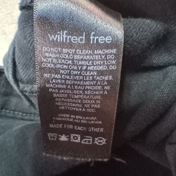 Aritiza Wilfred Free Modern Cargo Pant Size 12 Black Utility High Waist Cotton