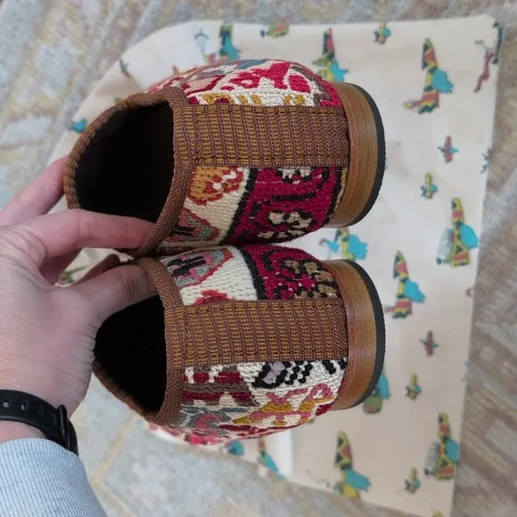 Artemis Design Co. Smoking Shoes