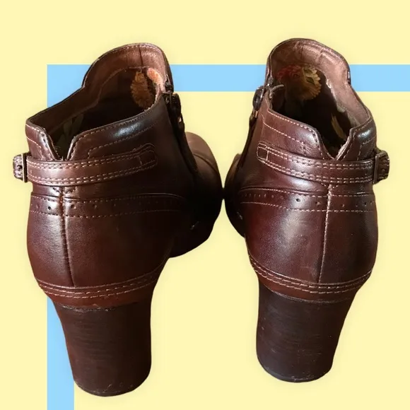 Artisan shoes, size 9