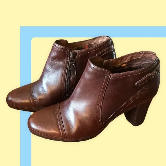 Artisan shoes, size 9
