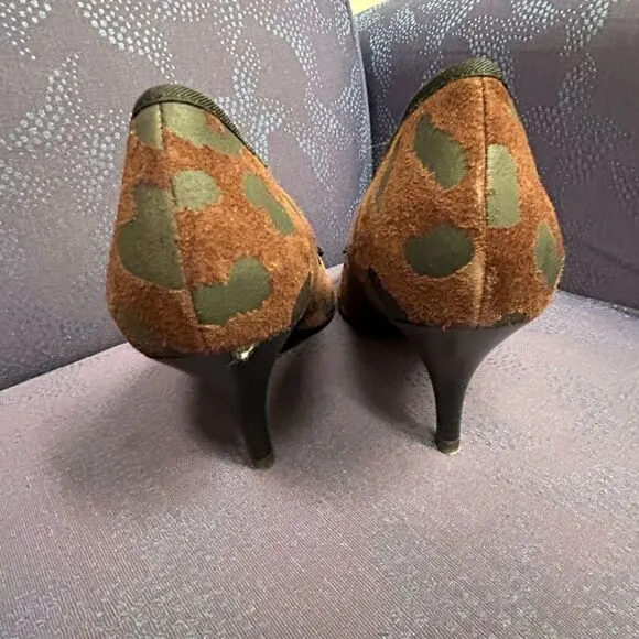 ASH Leopard animal print size 40/ 9.5 pointed toe bow accent heels