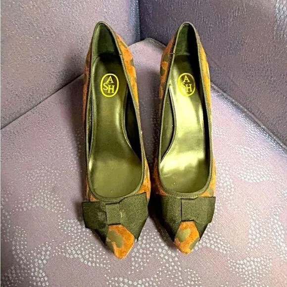 ASH Leopard animal print size 40/ 9.5 pointed toe bow accent heels