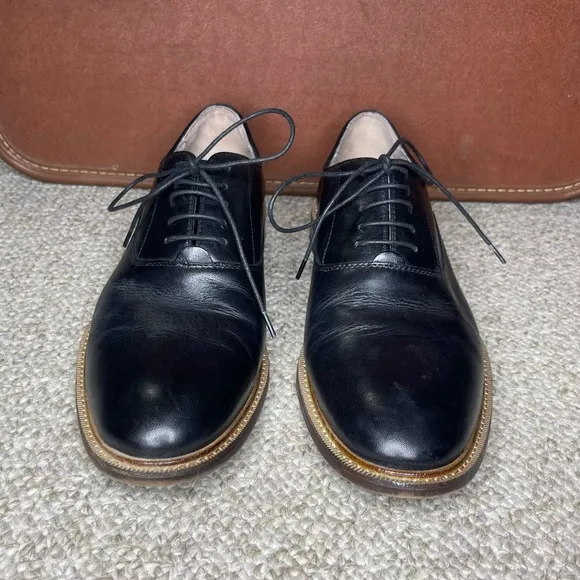 Aston Grey Collection leather shoes