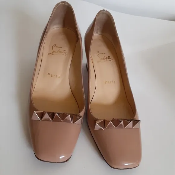 Authentic Christian louboutin Pyramidame 38.5 patent heels