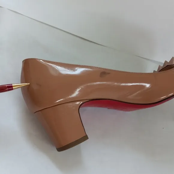 Authentic Christian louboutin Pyramidame 38.5 patent heels