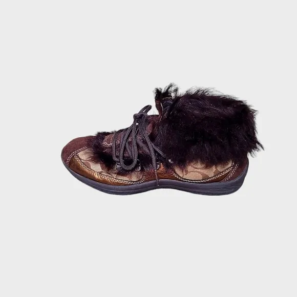 Authentic Coach Colette Suede Fur Trim Shoes Sneaker Booties Size 7.5 RARE