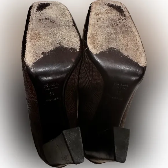 Authentic Prada Leather Brown Shoes.  Sz 38
