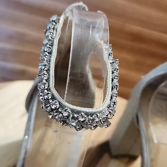 BADGLEY MISHKA STYLE 💠JEWEL💠TURQUOISE DIAMOND ANKLE STRAP HEELS WOMAN SIZE 7.0