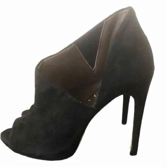 BCBGMAXAZRIA Black Suede Heeled Bootie Open Toe 7.5