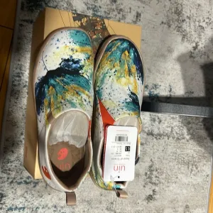 Beautiful Canvas UIN shoes. Brand New with Tag. See photos attached.