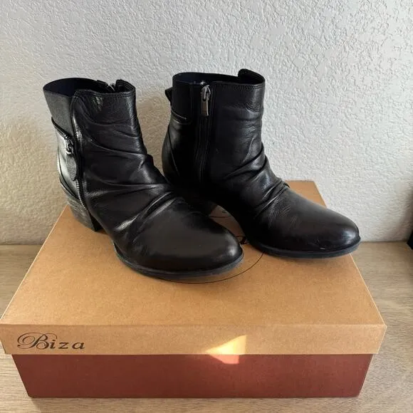 Biza Vivien 7-7.5 38 Black Leather Heeled Booties