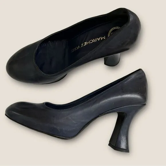 Blue leather shoes size 7 by MARCHEZ VOUS
