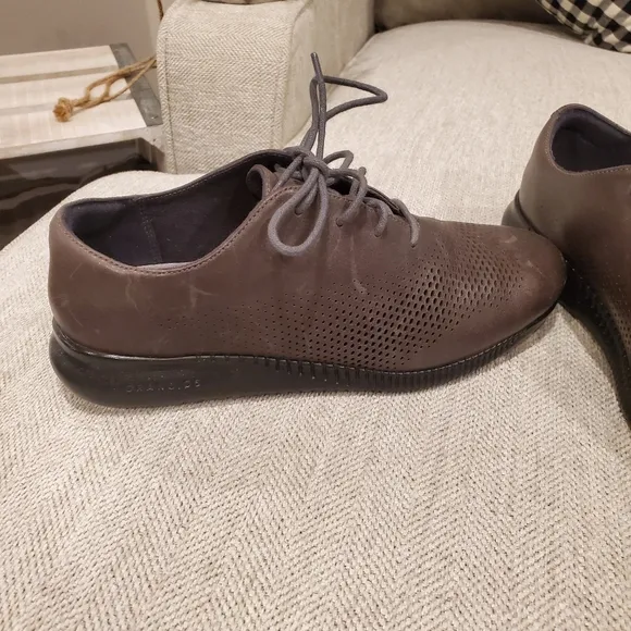 Brand new Cole Haan 2. Zero Grand leather shoes
