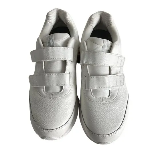 Brooks Addiction Walker 2 White Leather Shoes, 1203091D142, Size 11.5